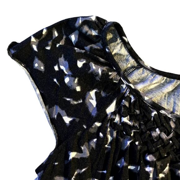 LOFT Black Gray Short Sleeve Scoop Neck Top Womens Size S - Picture 4 of 10